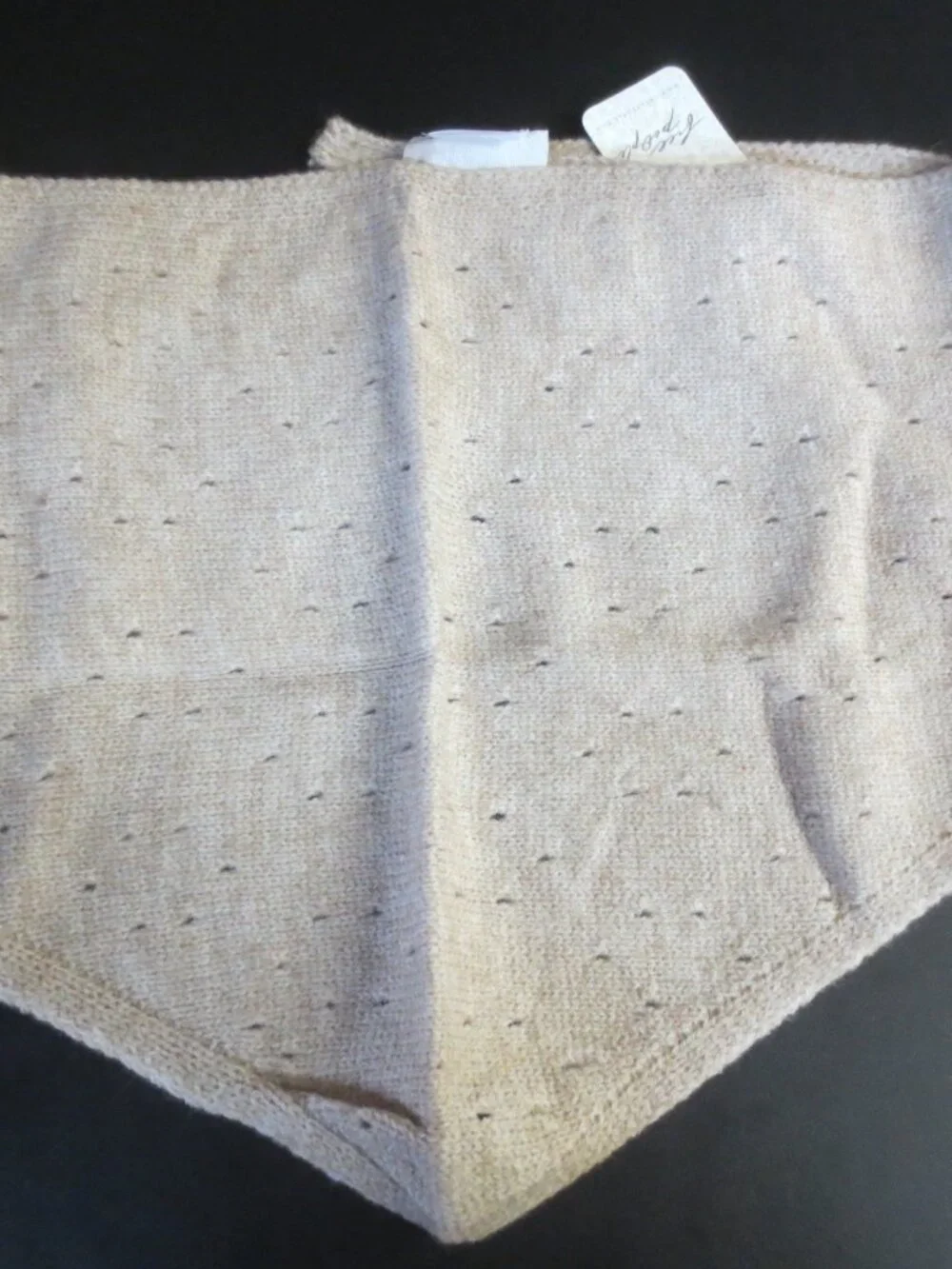 FREE PEOPLE WOMEN'S ESSENTIAL TRIANGLE SCARF - OSFA - TAUPE - Picture 2 of 4